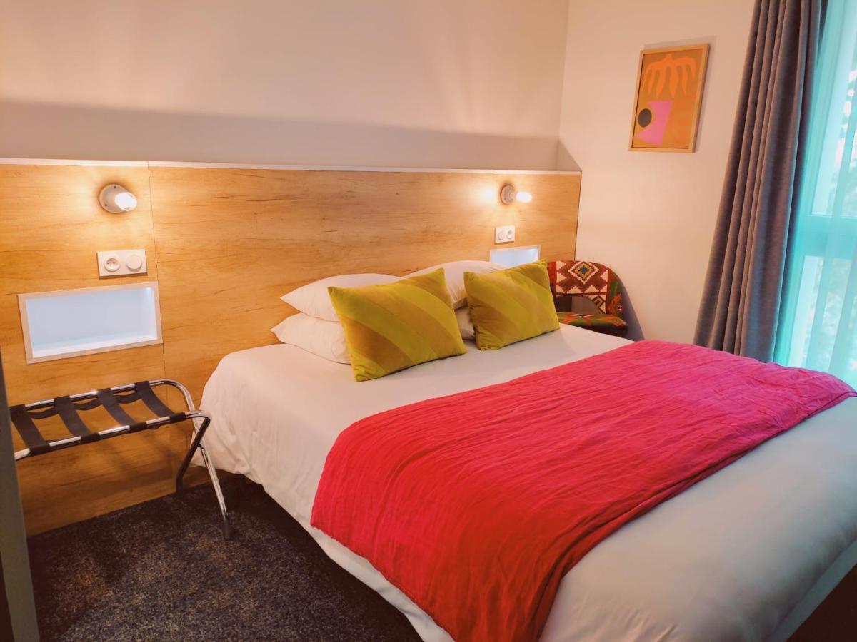 Hotel Le Collonges Tv Connecte Wifi Netflix بريف لا غايلارد المظهر الخارجي الصورة