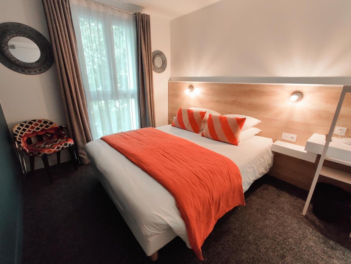 Hotel Le Collonges Tv Connecte Wifi Netflix بريف لا غايلارد المظهر الخارجي الصورة